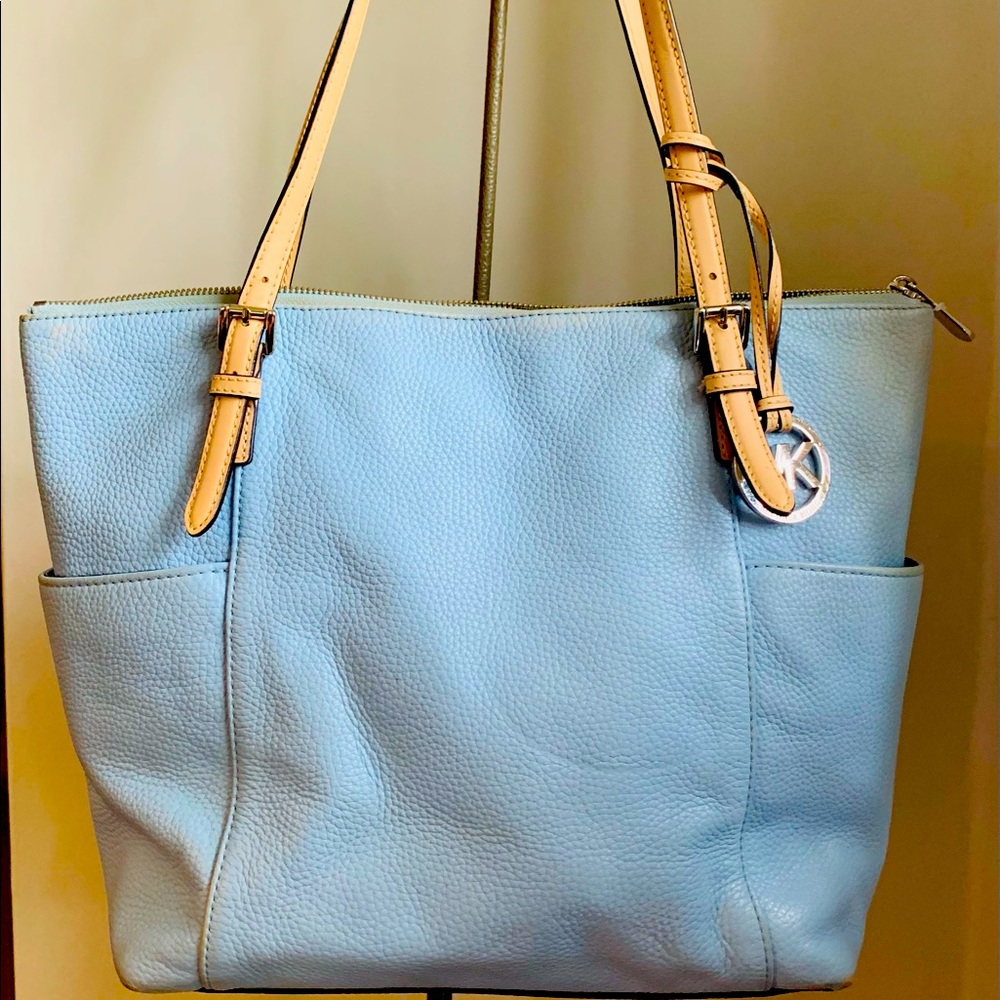 COPY - Michael kors leather zip bag